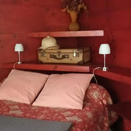 Bed & Bamboo Hotel